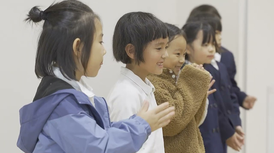 「島々を繋ぐほんのもり号」篇 小学校の島間交流